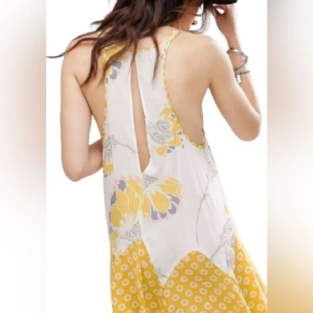 **Free People Intimately – 